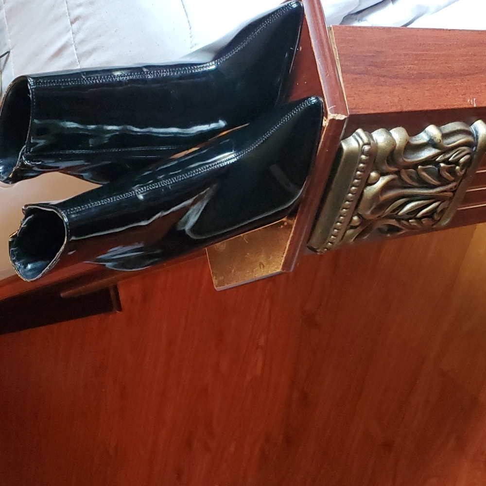 Black Boots From Express Size 6 View 2